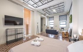 Artistic Home Gazi By Mdk Athens